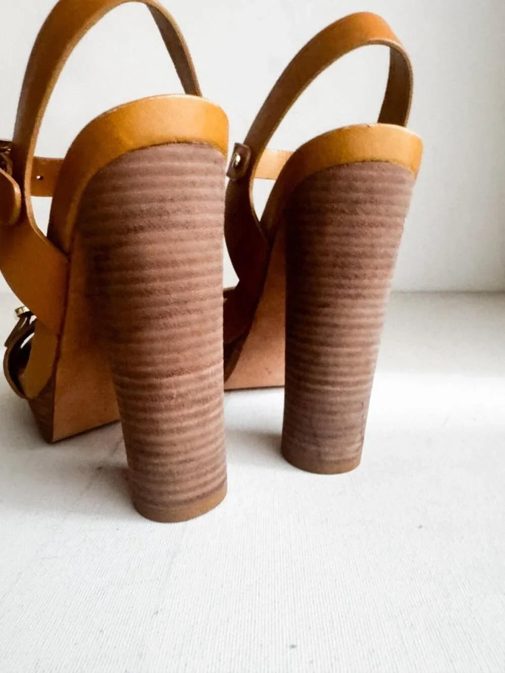 Tory Burch Brown Leather Stacked Heel Sandals 8.5